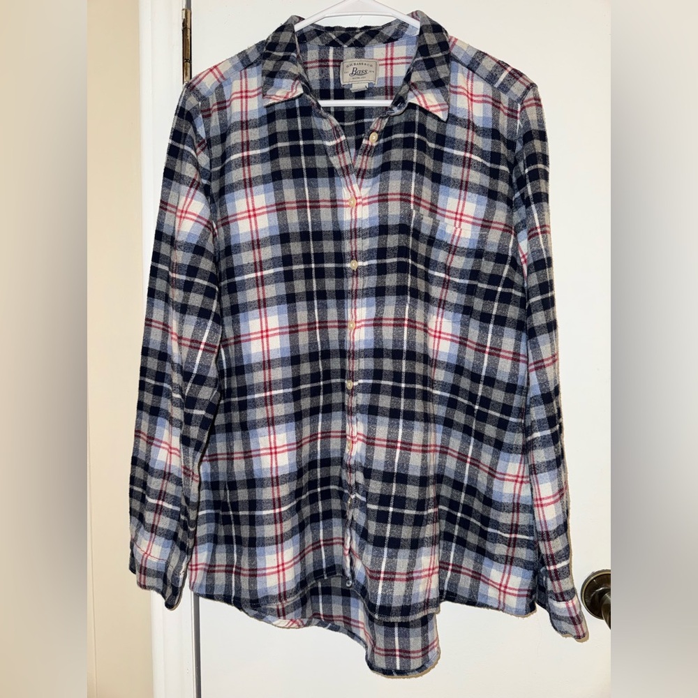 G.H. Bass & CO. Women’s Flannel Button Down Shirt